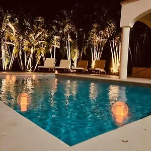 Bed & Breakfast Arawak Bay: The At Salt River